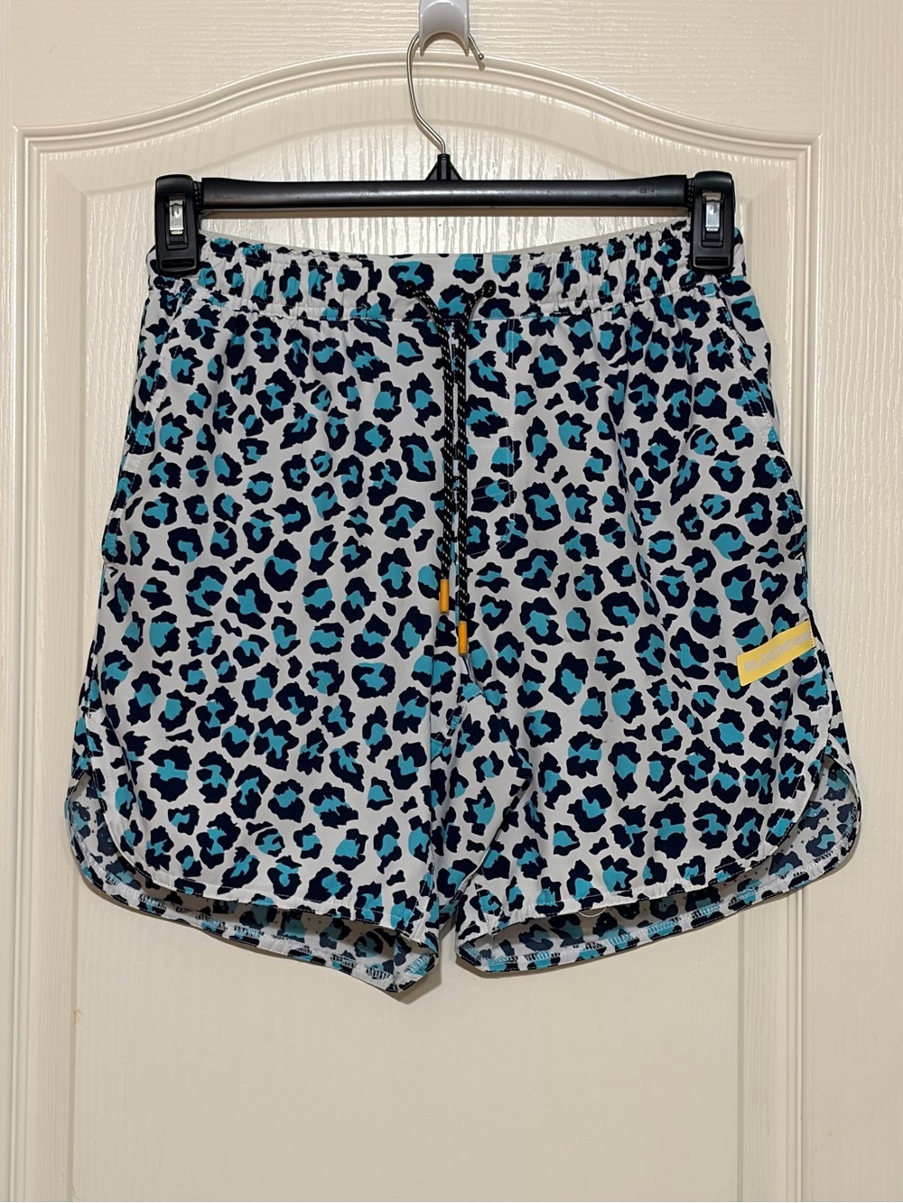 Legends the Luka 7” Blue Teal Leopard Athletic Lined Shorts, small - Picture 2 of 11